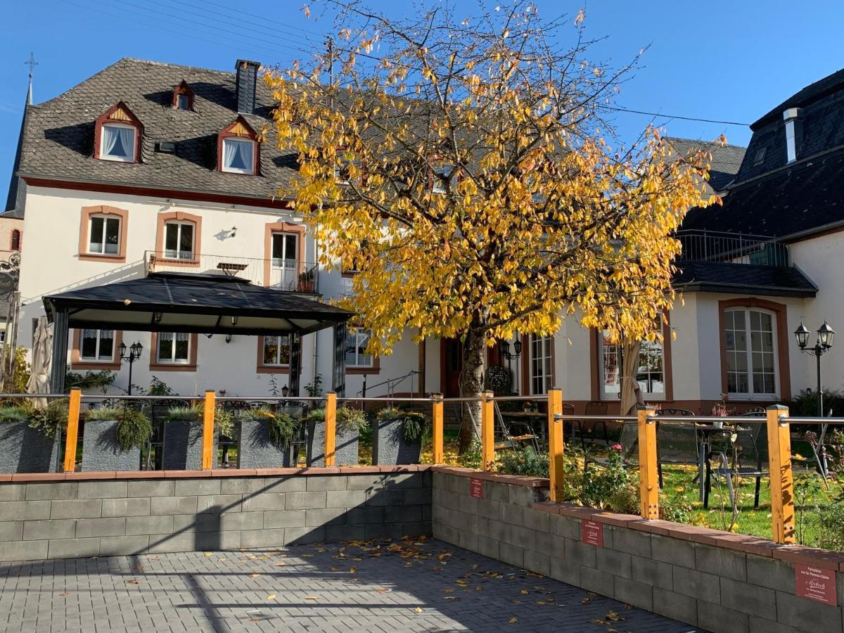 Hotel Weinhof Michael Morbach à Zeltingen-Rachtig Extérieur photo