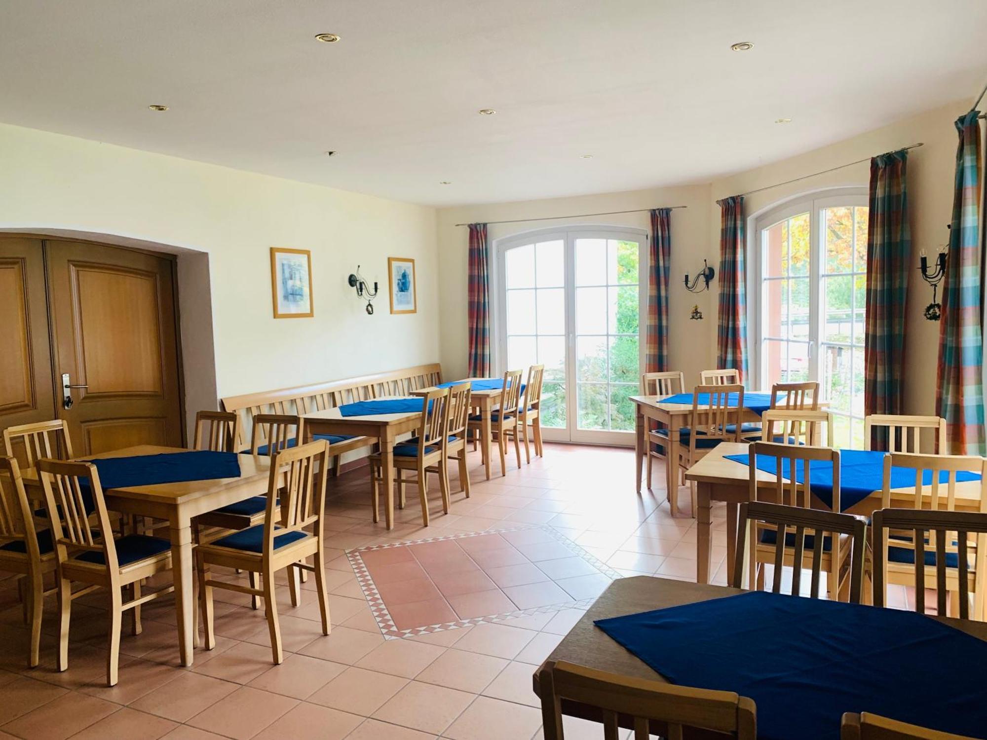 Hotel Weinhof Michael Morbach à Zeltingen-Rachtig Extérieur photo